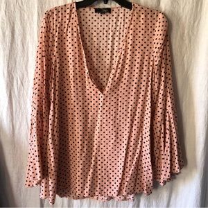 Suzanne Betro peach and navy polka dot blouse kick flare sleeves and long M